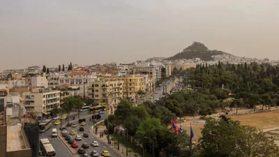 Καιρός 18/5: Οι συγκεντρώσεις της αφρικανικής σκόνης θα είναι αυξημένες - Ανεβαίνει και η θερμοκρασία