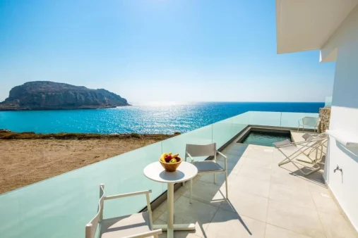 Thalasidi Luxury Suites: Μια ανεπανάληπτη εμπειρία διαμονής στην Κάρπαθο