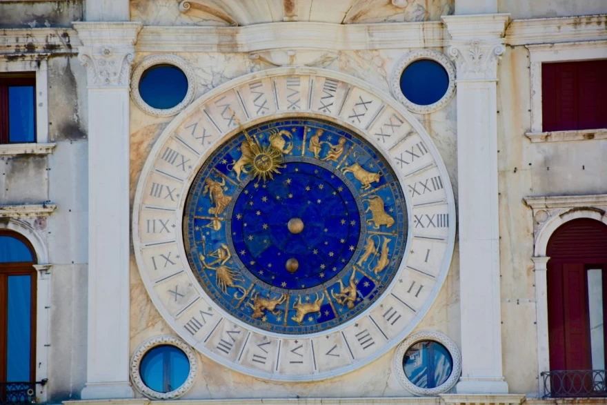 Ζώδια ημέρας 1/6