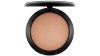 Sun-kissed makeup: Η τάση που κάνει δυναμικό comeback φέτος το καλοκαίρι