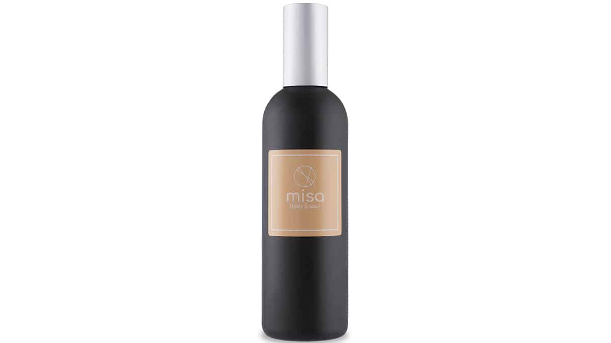 Άρωμα με έντονες ξυλώδεις νότες, Eau de Toilette, Oud, Misa, € 23,50, τα 100ml (misa.gr)
