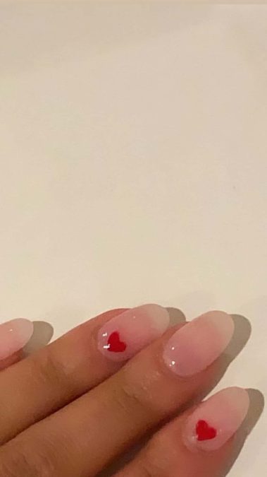 hearted nails