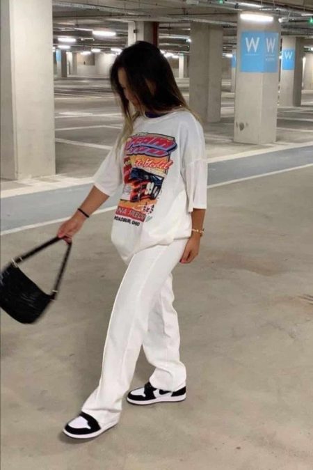 Jeans με T-shirt