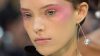 Λάμψεις στο μακιγιάζ - Highlighter σε χρυσό, ροζ, και ασημί