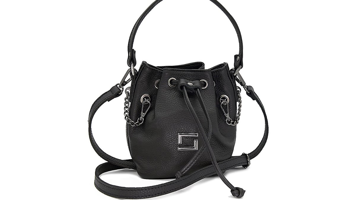 Mini bag πουγκί, Lulu by Liana K., €250, lulubylianak. com, lulu_by_liana_k