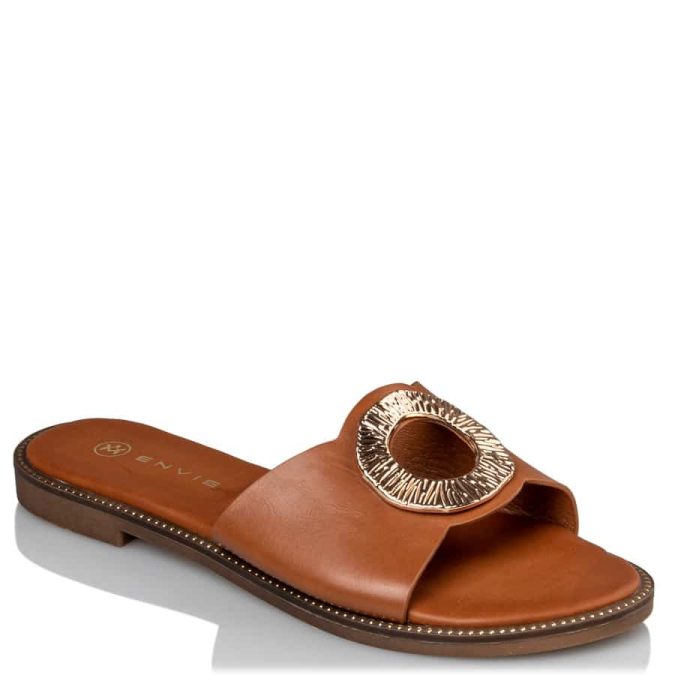 Η καλοκαιρινή συλλογή ENVIE SHOES Άνοιξη- Καλοκαίρι 2023 ολοκληρώνεται με την ονειρική καμπάνια “A Summer’s Dream’