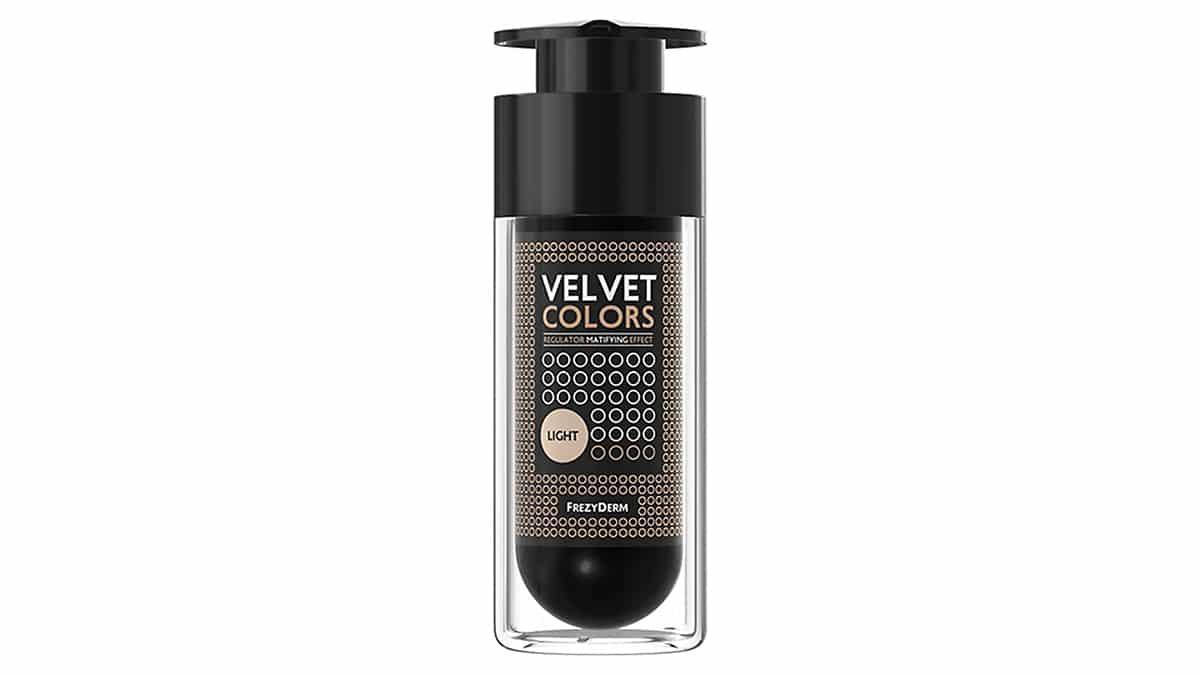 Υγρό make-up, Velvet Colors Light Foundation, Frezyderm, €28,12 (στα Φαρμακεία)