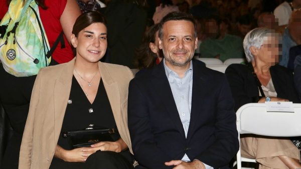 Ο Χάρης Δούκας και η Γεωργία Πολυτάνου σε βραδινή έξοδο.
