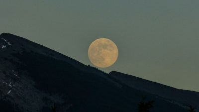 Η πανσέληνος στον Κριό για τα ζώδια