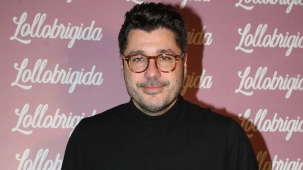 Ο Λάμπρος Κωνσταντάρας για την Ελένη Τσολάκη