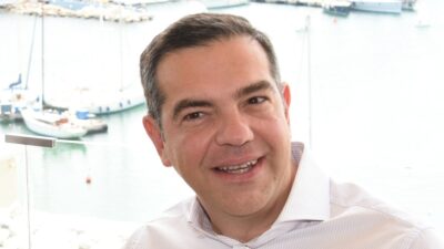 Αλέξης Τσίπρας: Γιατί δεν θα «τιμήσει» τον Κώστα Σημίτη με την παρουσία του στην κηδεία του