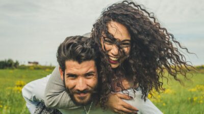 Οι 3 λέξεις που θα μεταμορφώσουν την σχέση σας