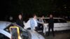«Όλα κερασμένα από τον Μάκη που κέρδισε το Eurojackpot» - Τι έγινε το περασμένο Σάββατο σε τρία καταστήματα στην πλατεία Καρύτση και την πλατεία Μαβίλη (vid)