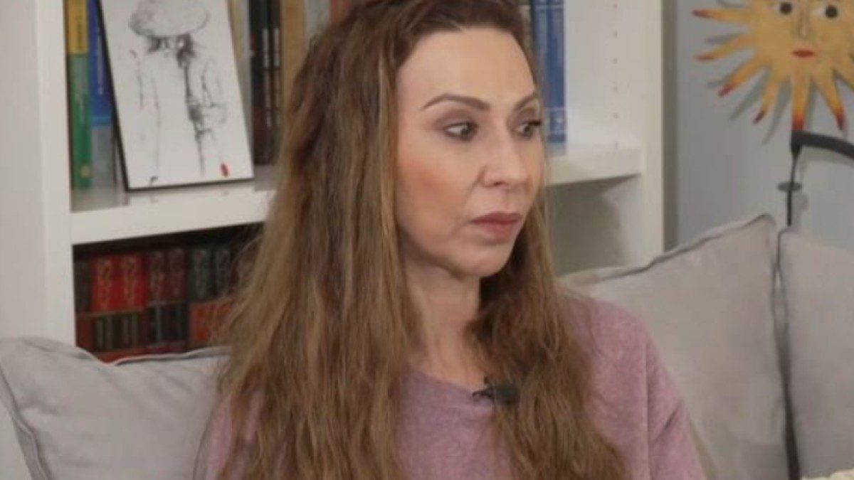 Η Δώρα Χρυσικού στο ΣΚΑΪ
